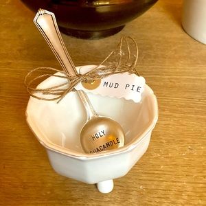 HOLY GUACAMOLE White Serving Dish With Spoon! NWT - MUD PIE